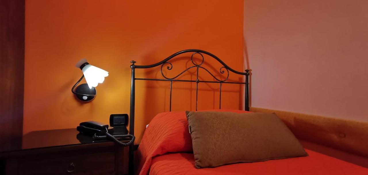 Hotel Neapolis Esterno foto