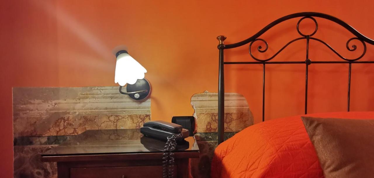 Hotel Neapolis Esterno foto