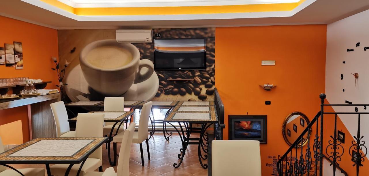 Hotel Neapolis Esterno foto