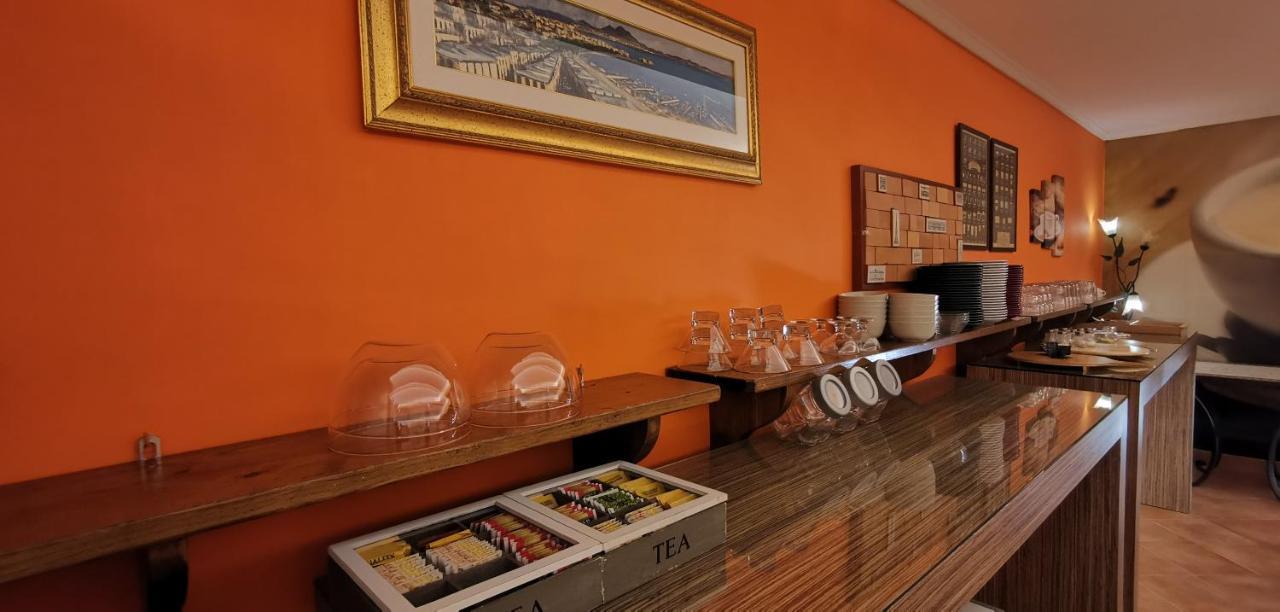 Hotel Neapolis Esterno foto