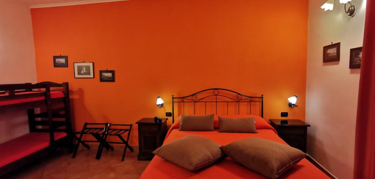 Hotel Neapolis Esterno foto