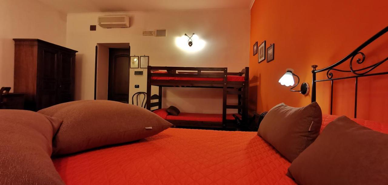 Hotel Neapolis Esterno foto