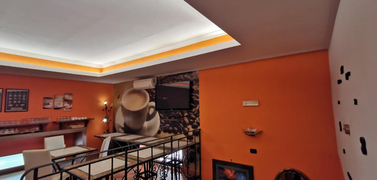 Hotel Neapolis Esterno foto