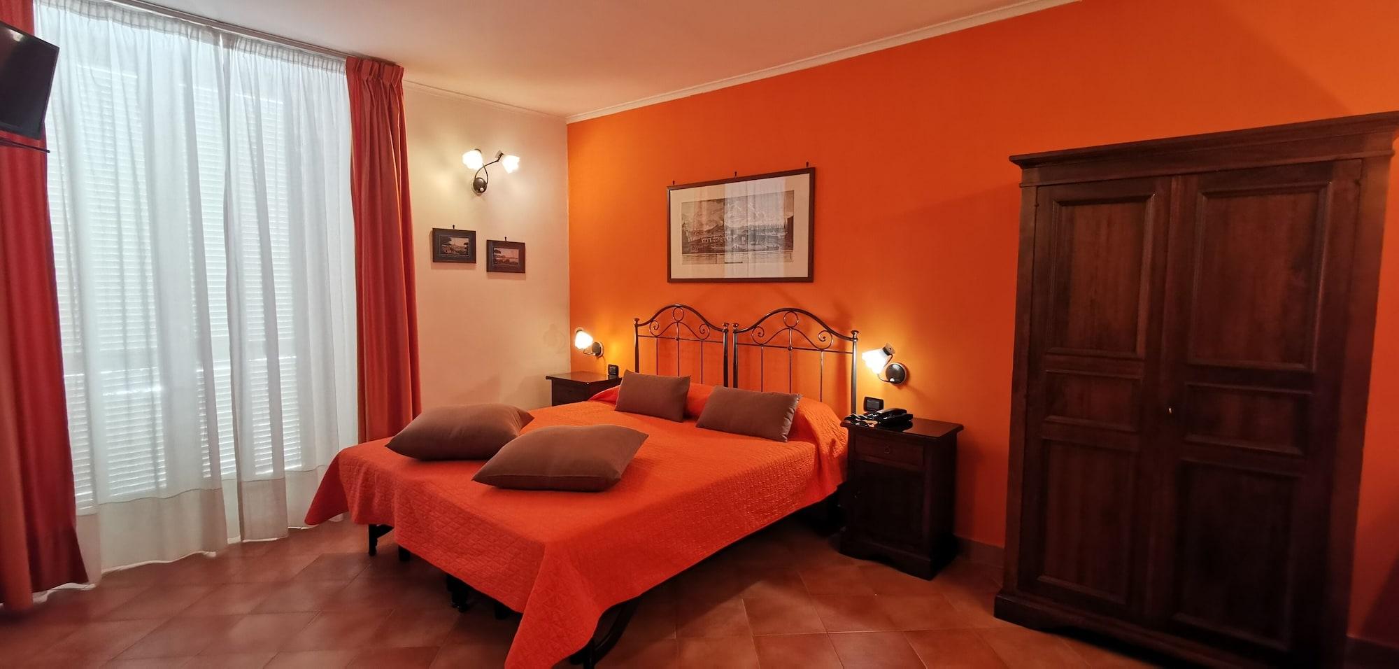Hotel Neapolis Esterno foto
