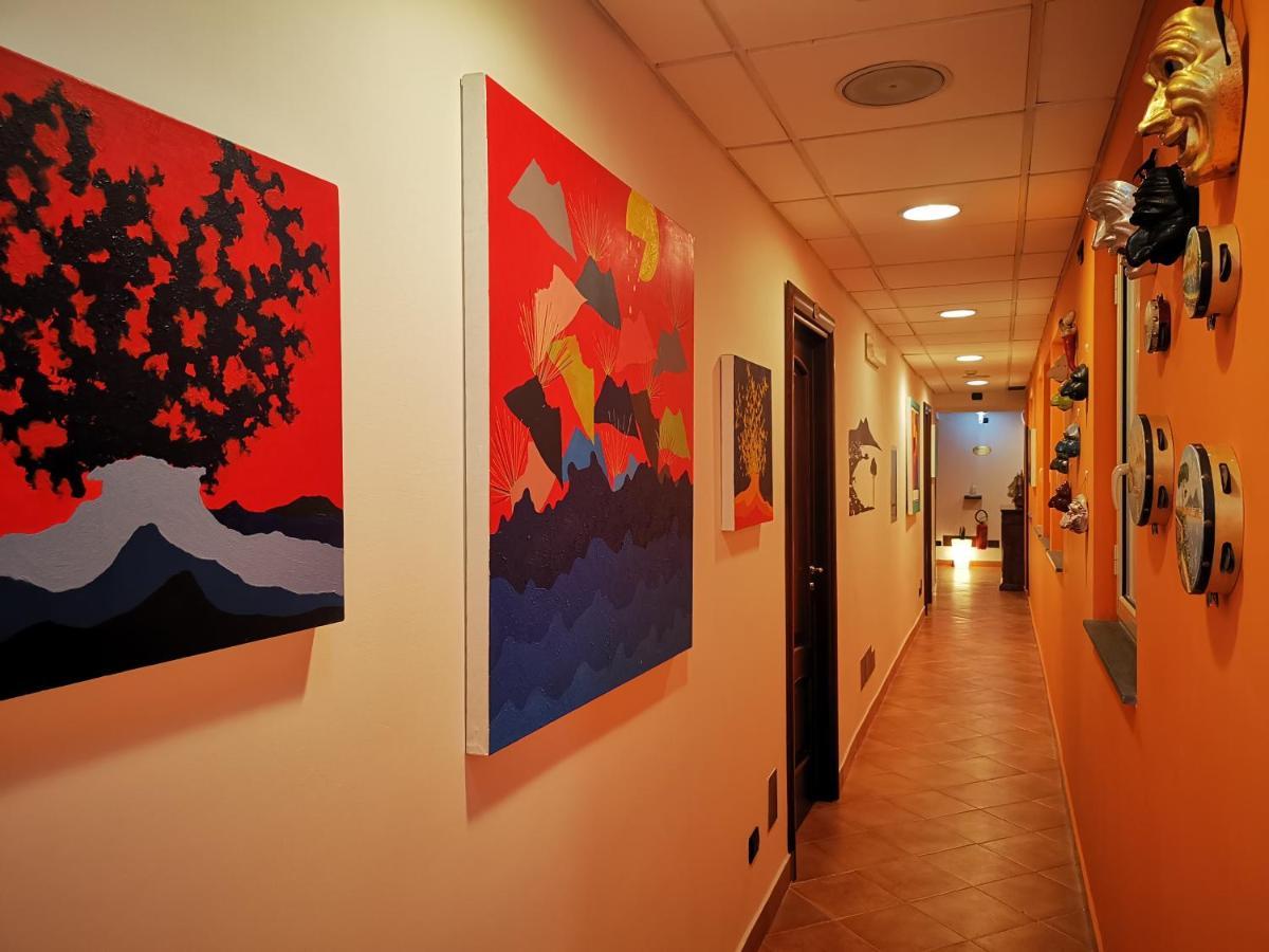 Hotel Neapolis Esterno foto