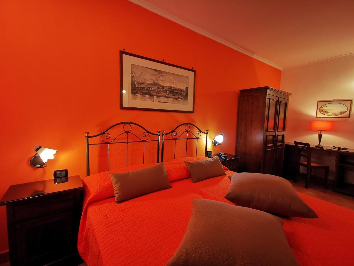 Hotel Neapolis Esterno foto