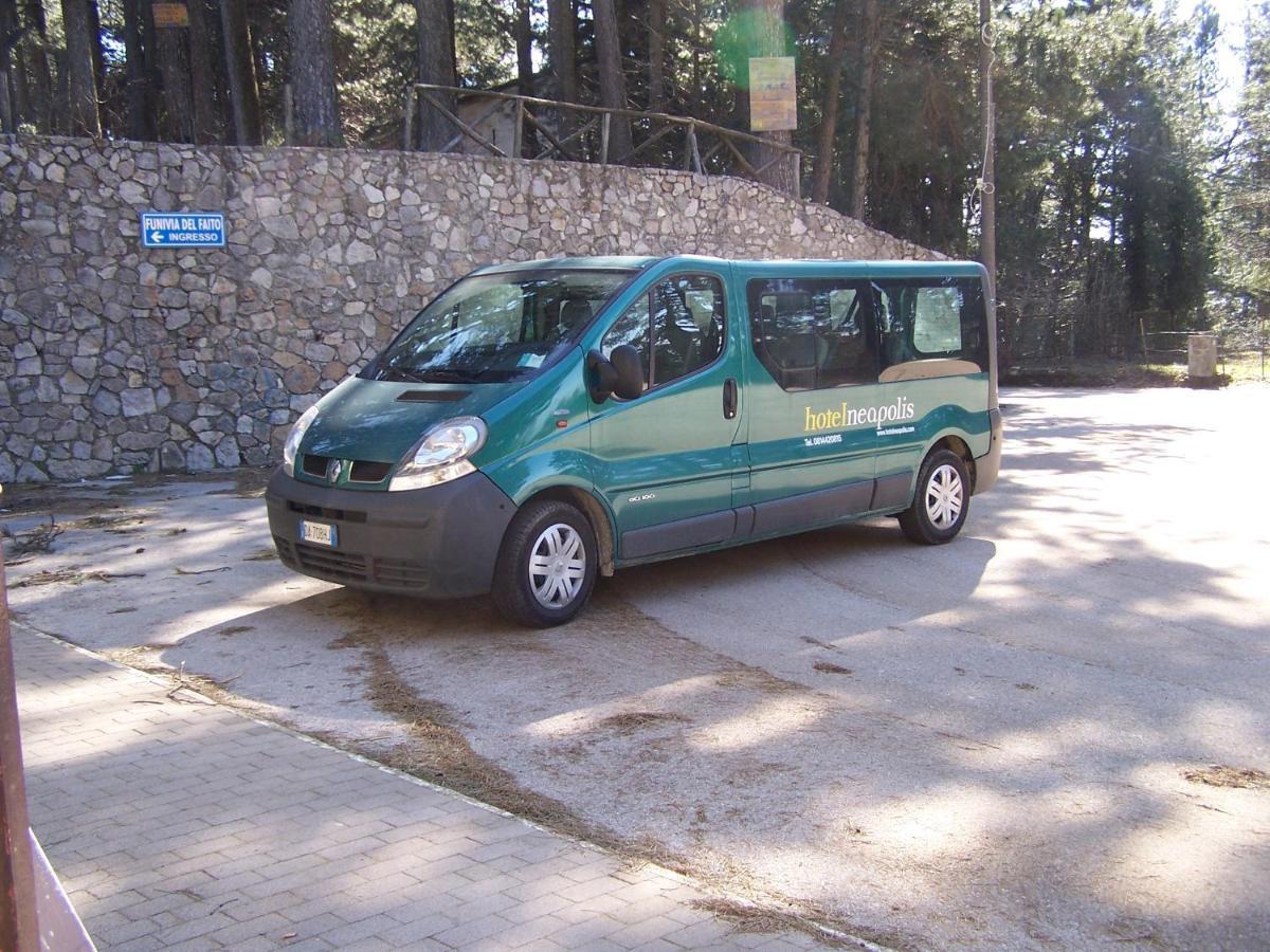 Hotel Neapolis Esterno foto